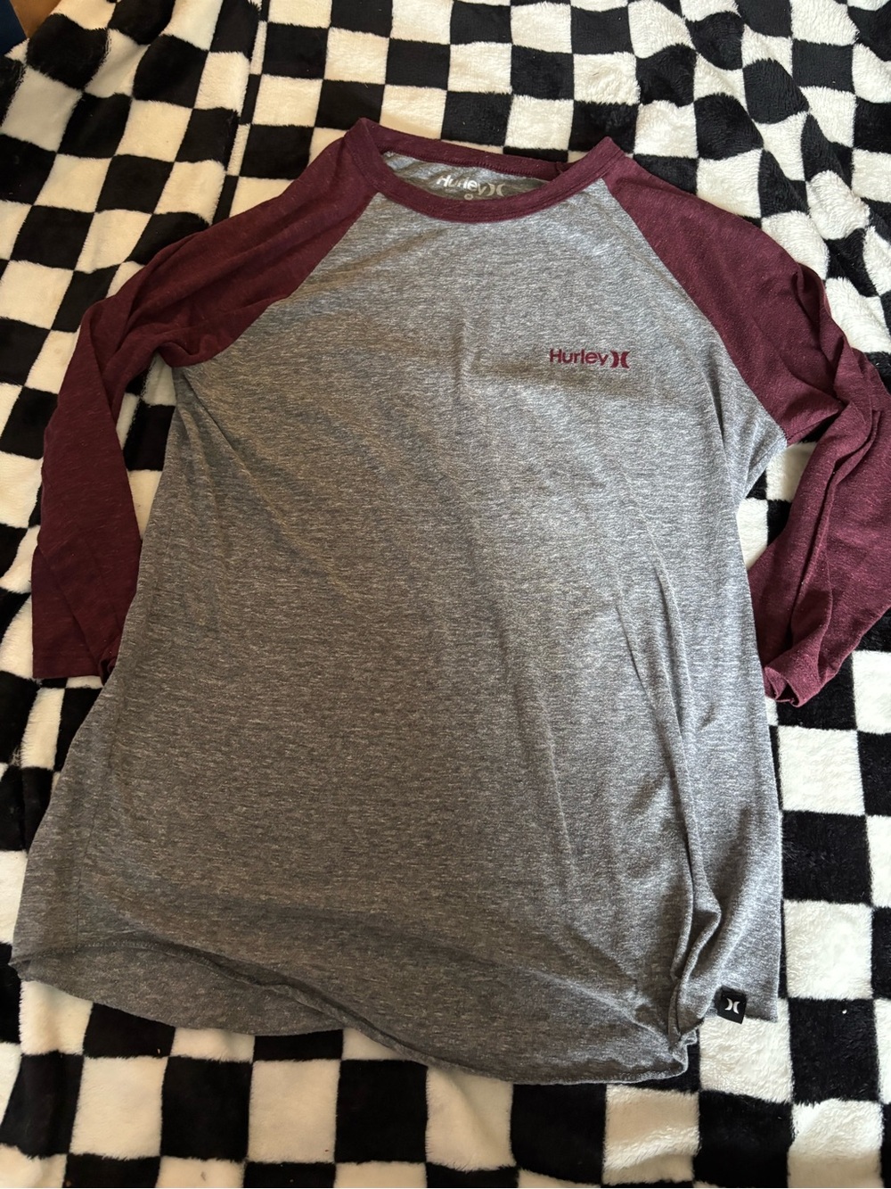 Men’s long sleeve Hurley shirt